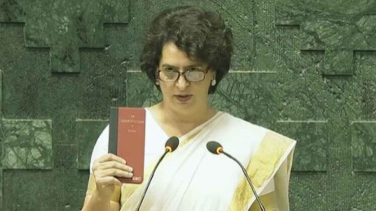 Priyanka-Gandhi-Vadra-oath